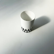 Load image into Gallery viewer, Metric Glass 02
